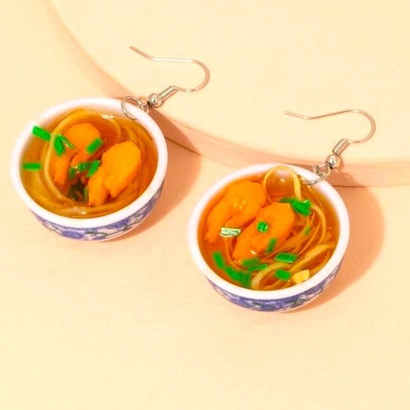 Jewelry - Pho 🍜 bowl earrings!